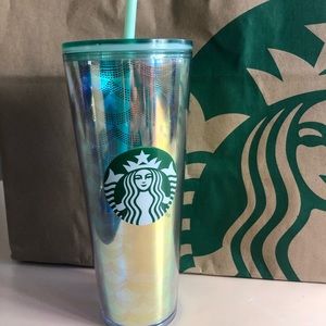 Limited Edition Starbucks Tumbler 2020! Shop now!
